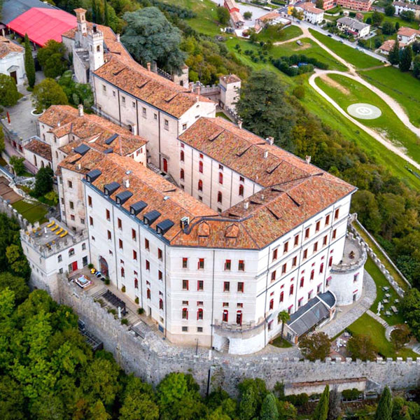 Indirizzo Via Brandolini Brando, 29, 31030 Cison di Valmarino (TV)