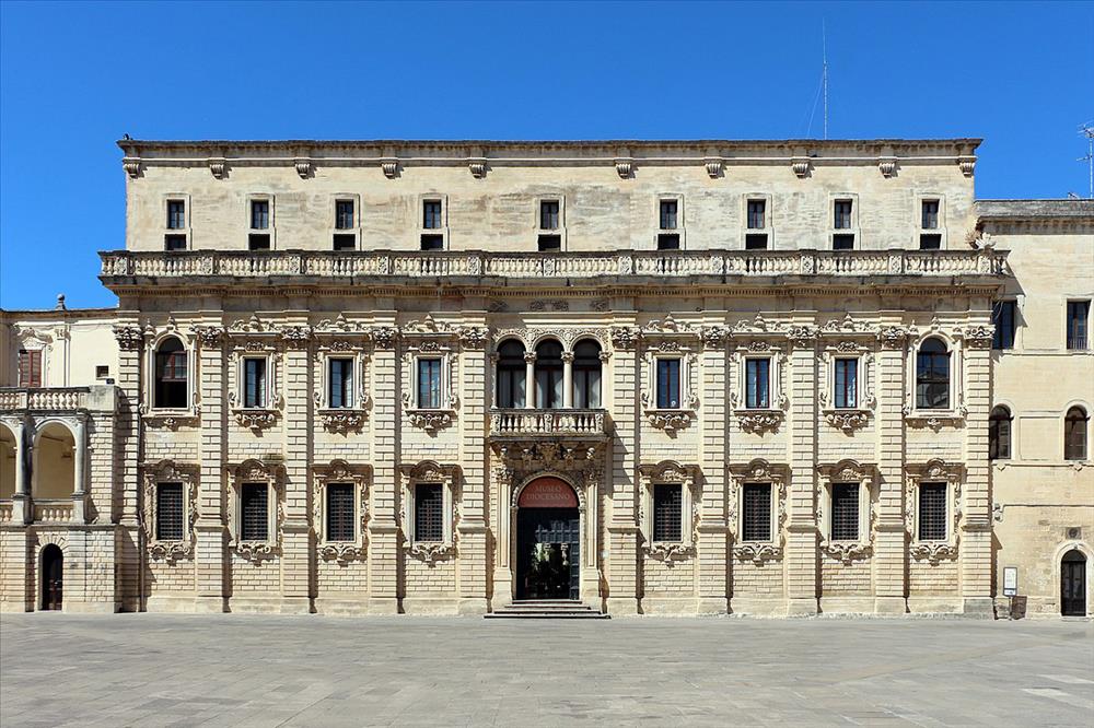 Piazza del Duomo e Palazzo Vescovile