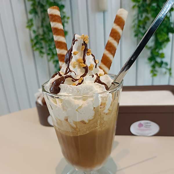 Le belle coppe di gelato di Cogli l'Attimo Gelateria Dolceria